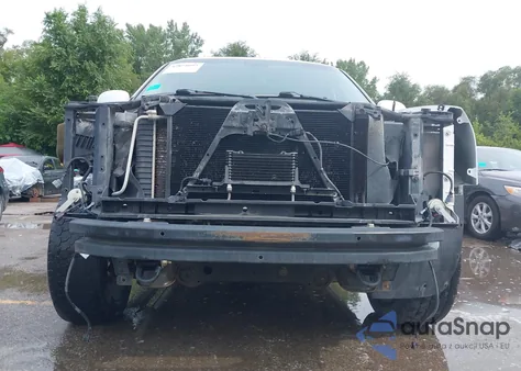 2010 GMC Yukon Denali from USA, damaged, VIN 1GKUKEEFXAR260218